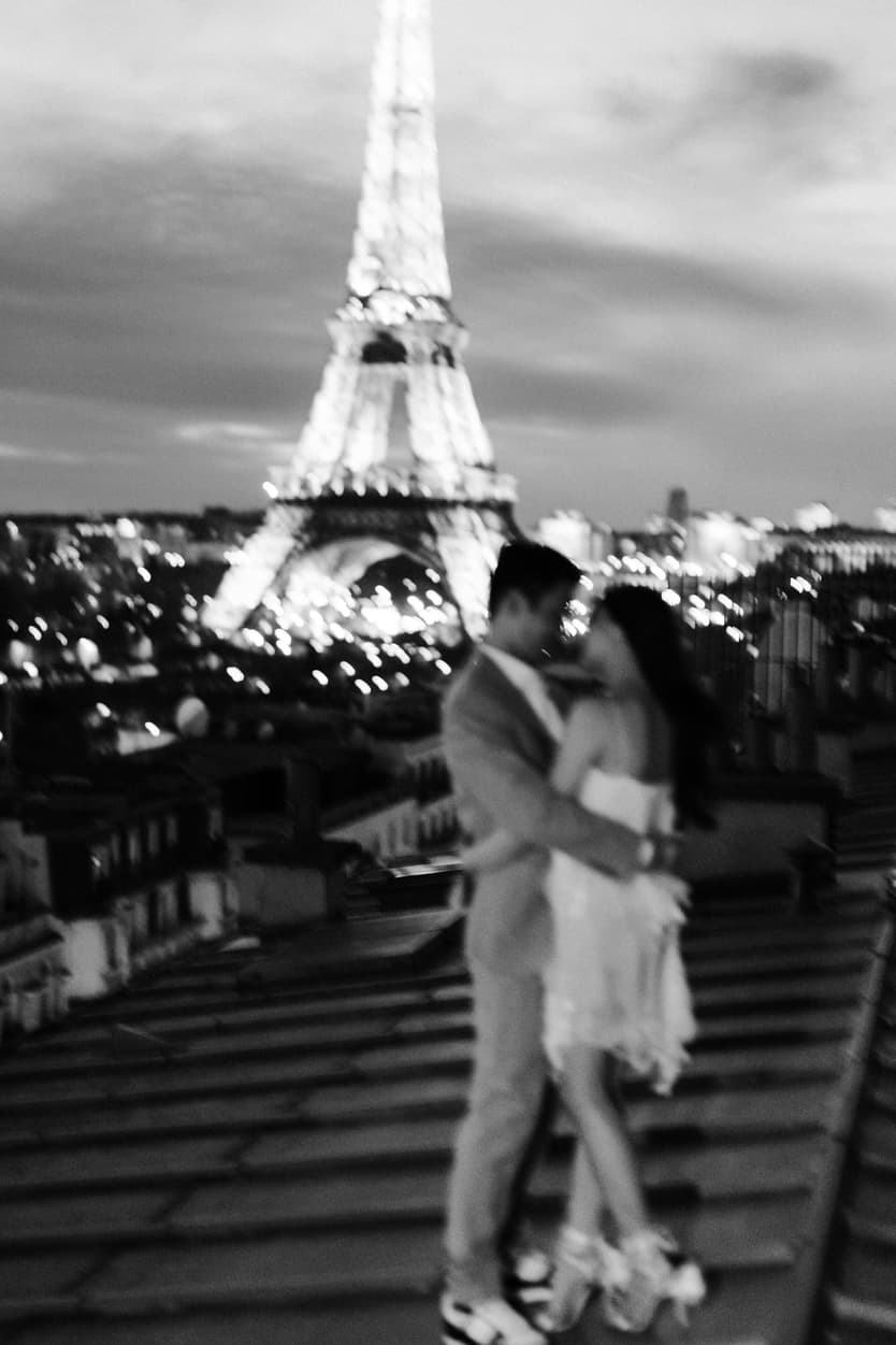 Couples Sunset Pre-wedding Photoshoot in Parisian rooftop with Eiffel tower view 