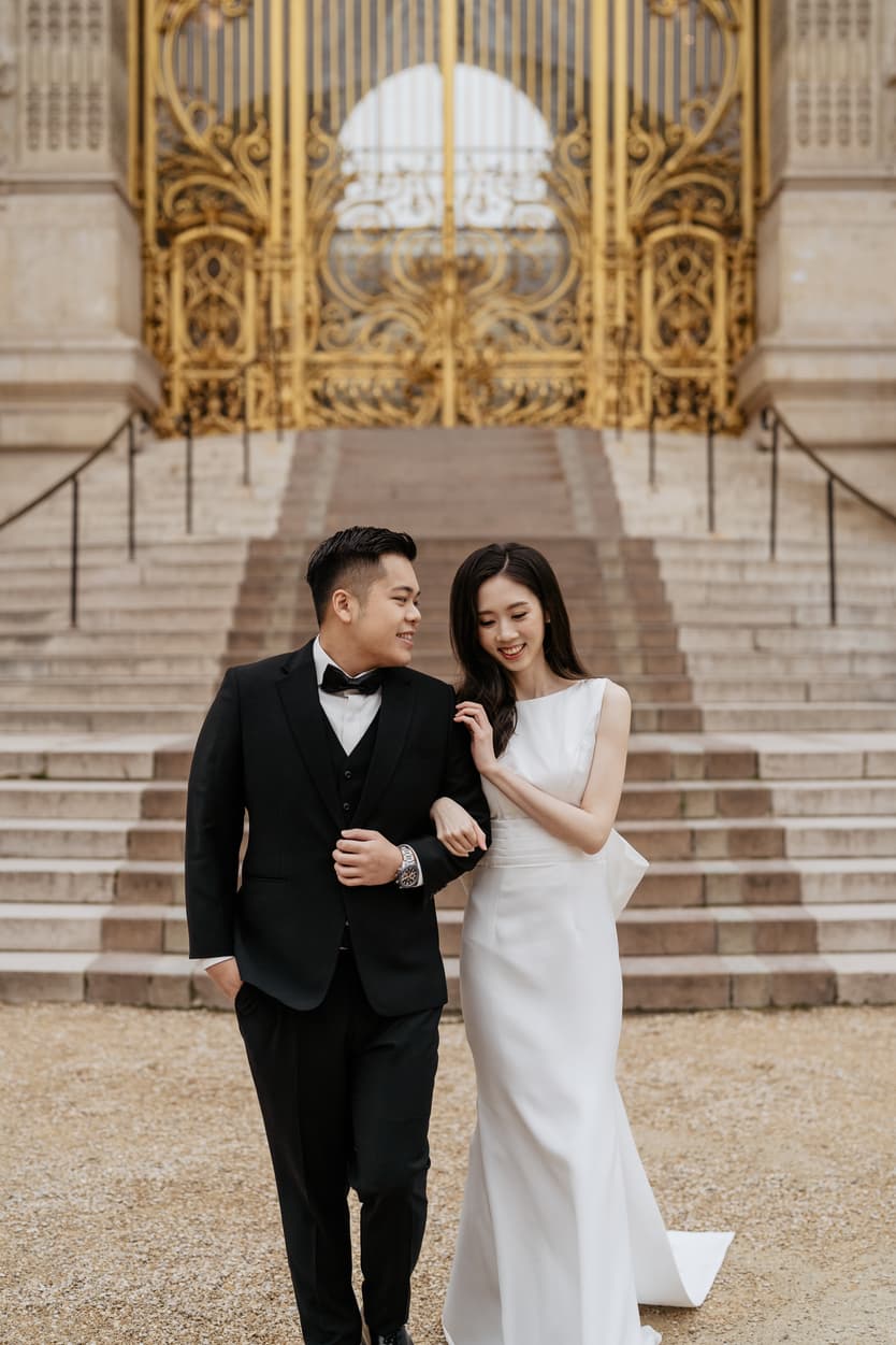 Couple full-day Pre-wedding Photoshoot in Paris Golden Gate