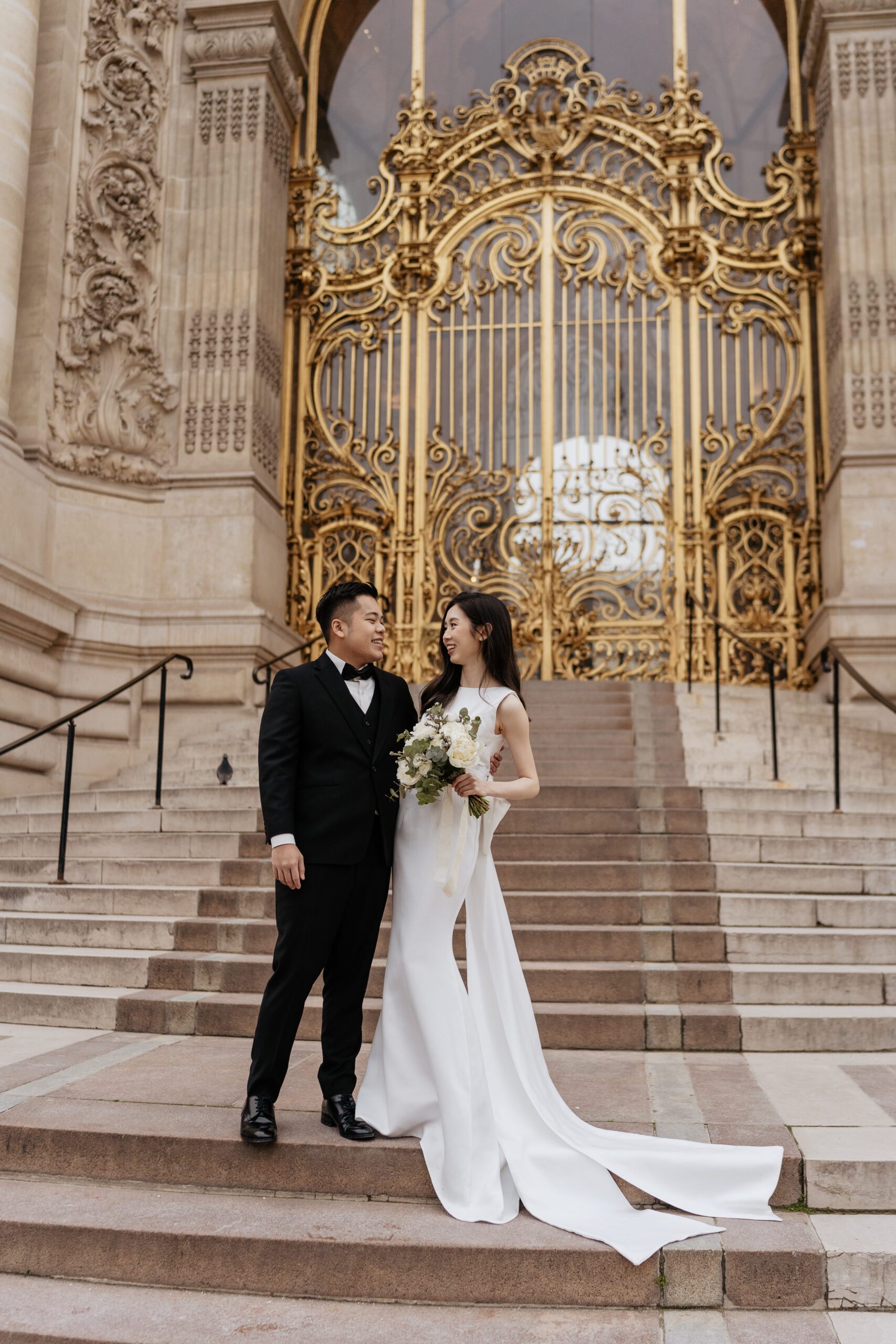 Couple full-day Pre-wedding Photoshoot in Paris Golden Gate