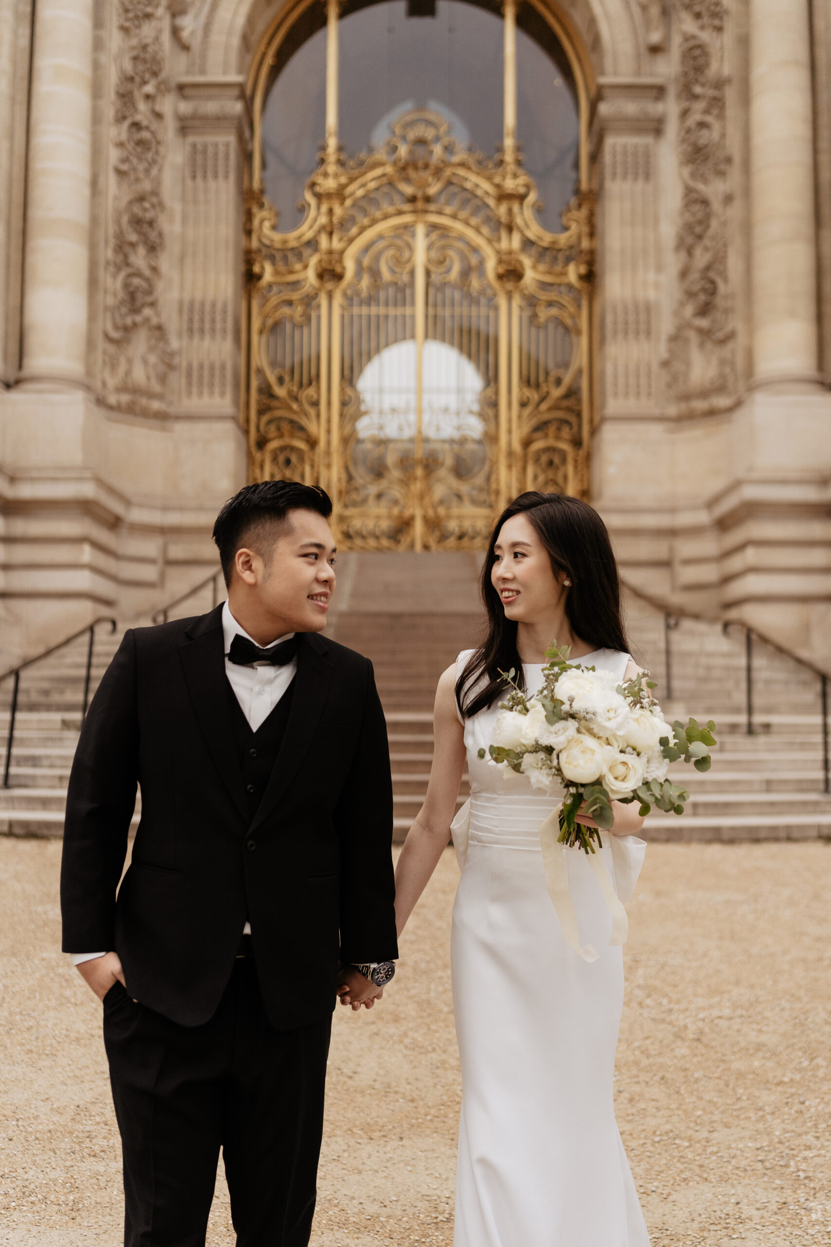 Couple full-day Pre-wedding Photoshoot in Paris Golden Gate