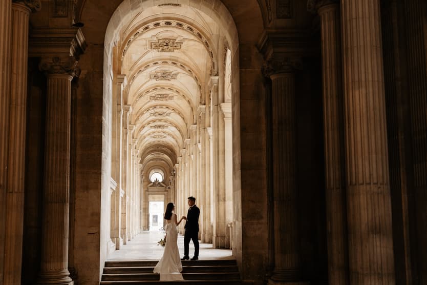 Couple full-day Pre-wedding Photoshoot in Paris sunrise at the Louvre