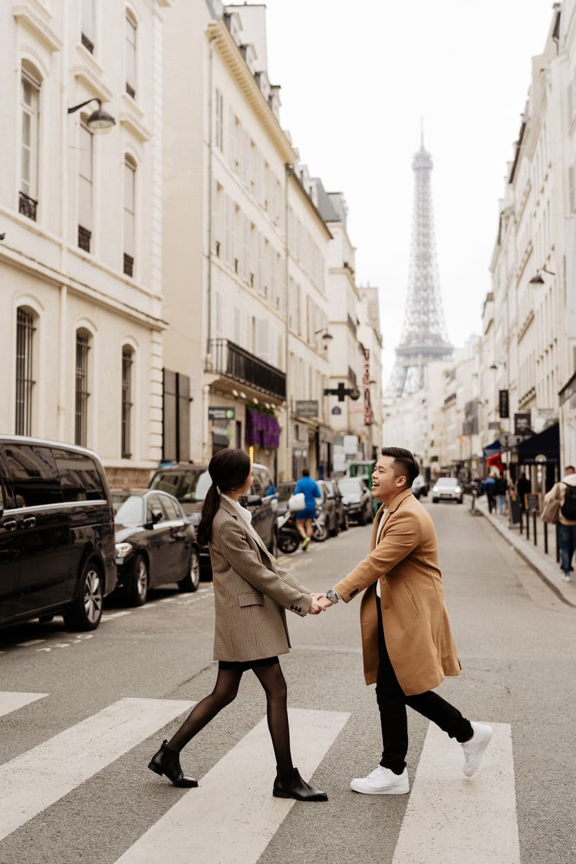 Couple full-day Pre-wedding Photoshoot in Paris with Eiffel Tower view