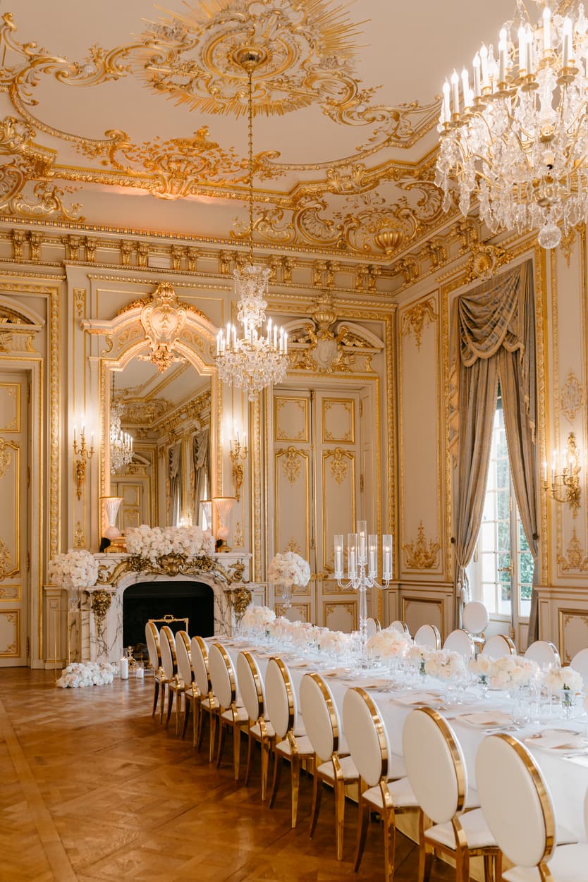 Intimate wedding dinner reception at Shangrila Paris