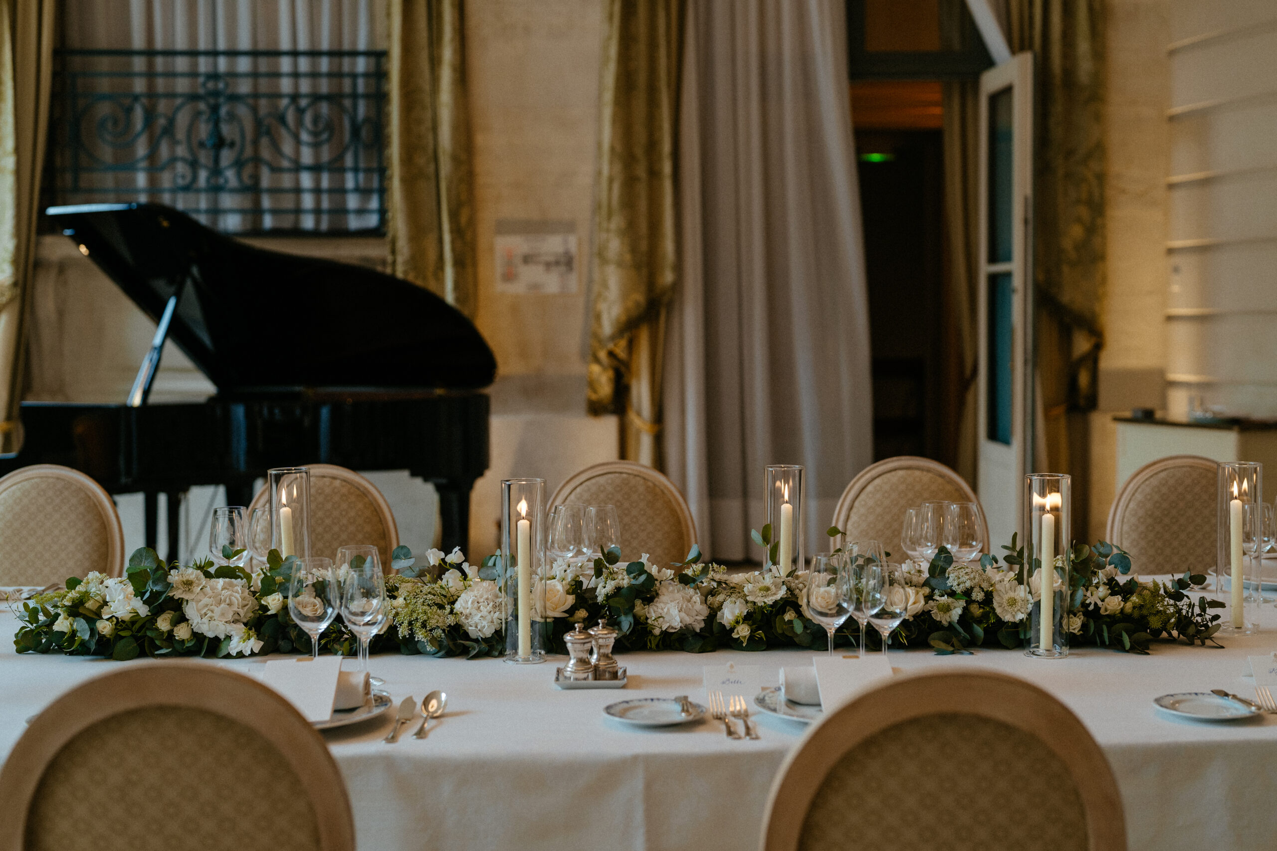 Destination wedding elopement at the luxurious Ritz Paris dinner decoration