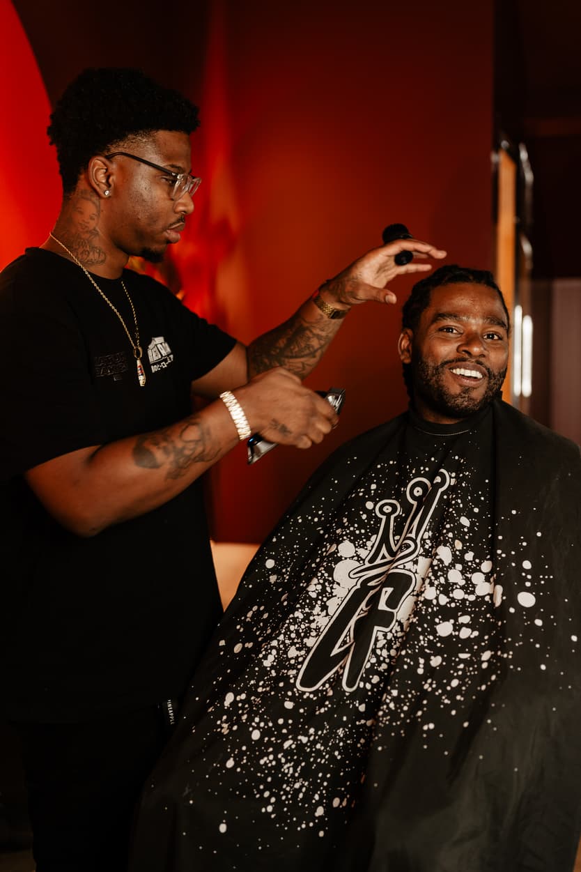 Destination elopement wedding Hotel Particulier Montmartre, Paris preparations groom with personal barber