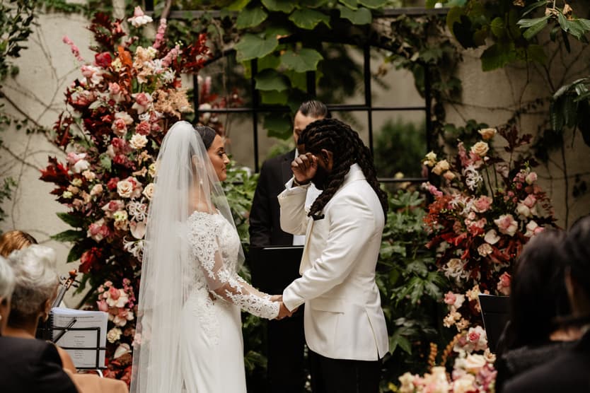 Destination elopement wedding Hotel Particulier Montmartre, Paris garden ceremony 