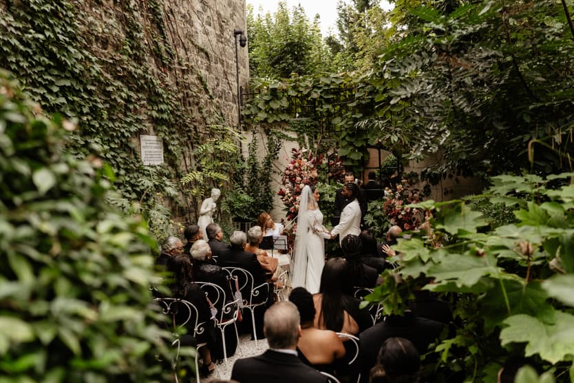 Destination elopement wedding Hotel Particulier Montmartre, Paris garden ceremony