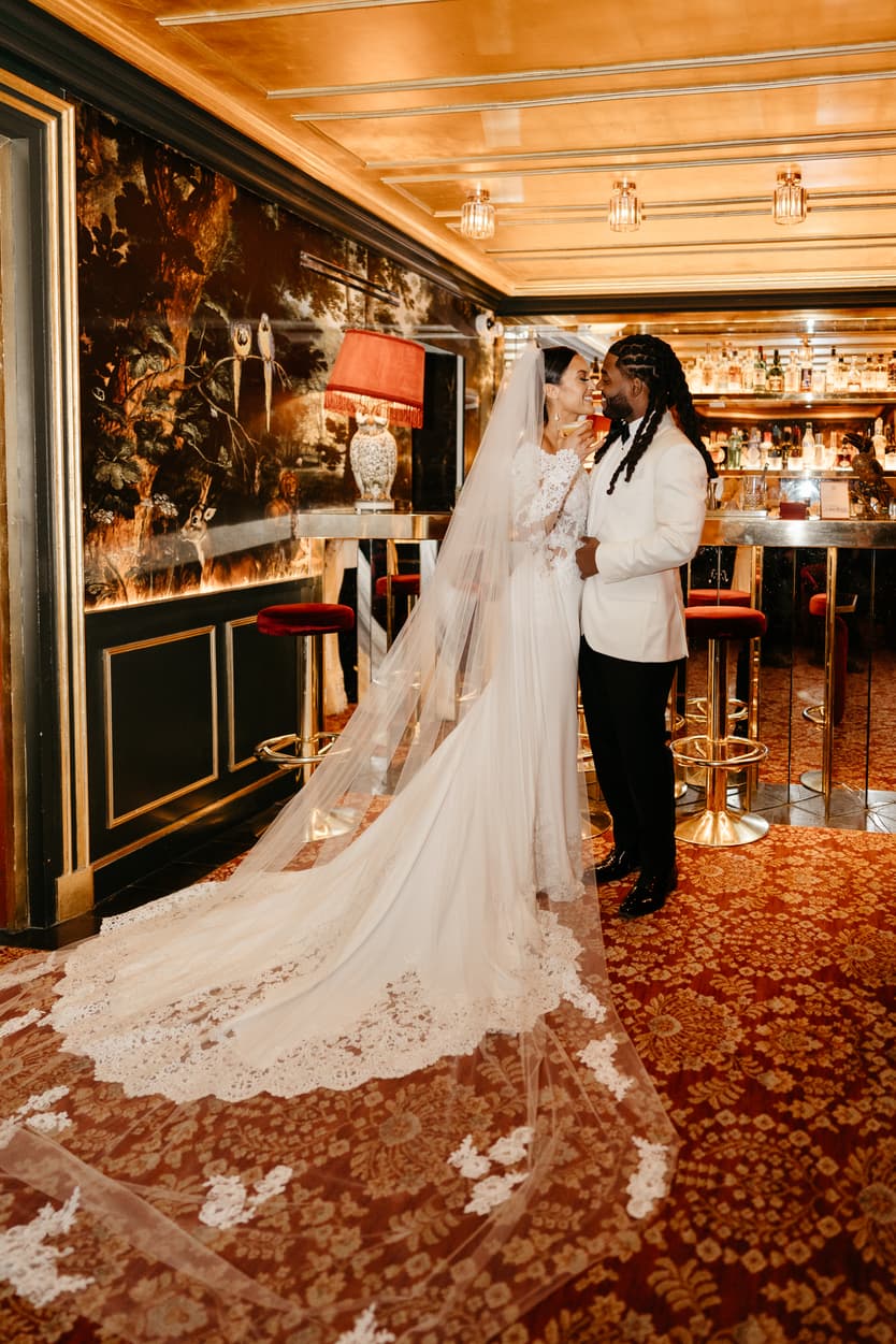 Destination elopement wedding Hotel Particulier Montmartre, Paris couple's editorial photo in the bar 