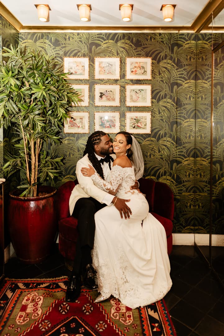 Destination elopement wedding Hotel Particulier Montmartre, Paris couple's editorial photo in the bathroom  