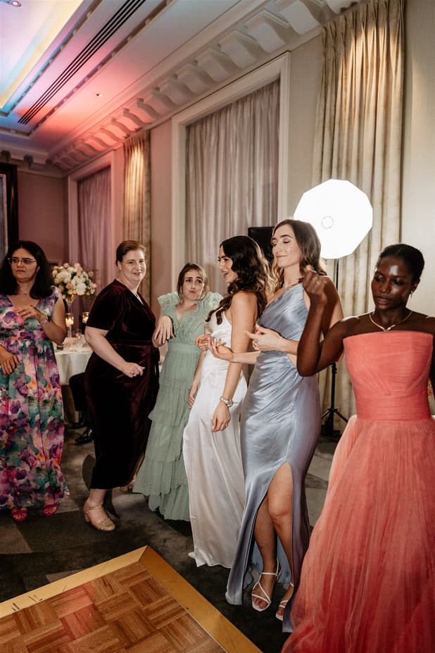 Groom and Bride dance party at Peninsula Paris 