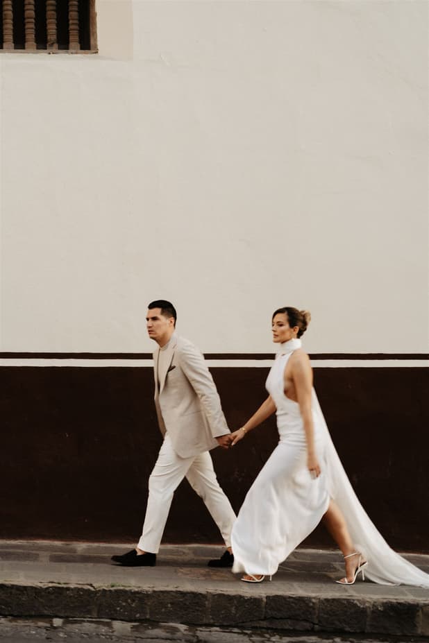 Elegant modern chic couple photographer with white beige outfit in San Miguel de Allende Mexico