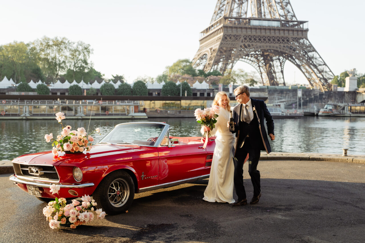 bride and groom dancing in an old hollywood elopement in Paris