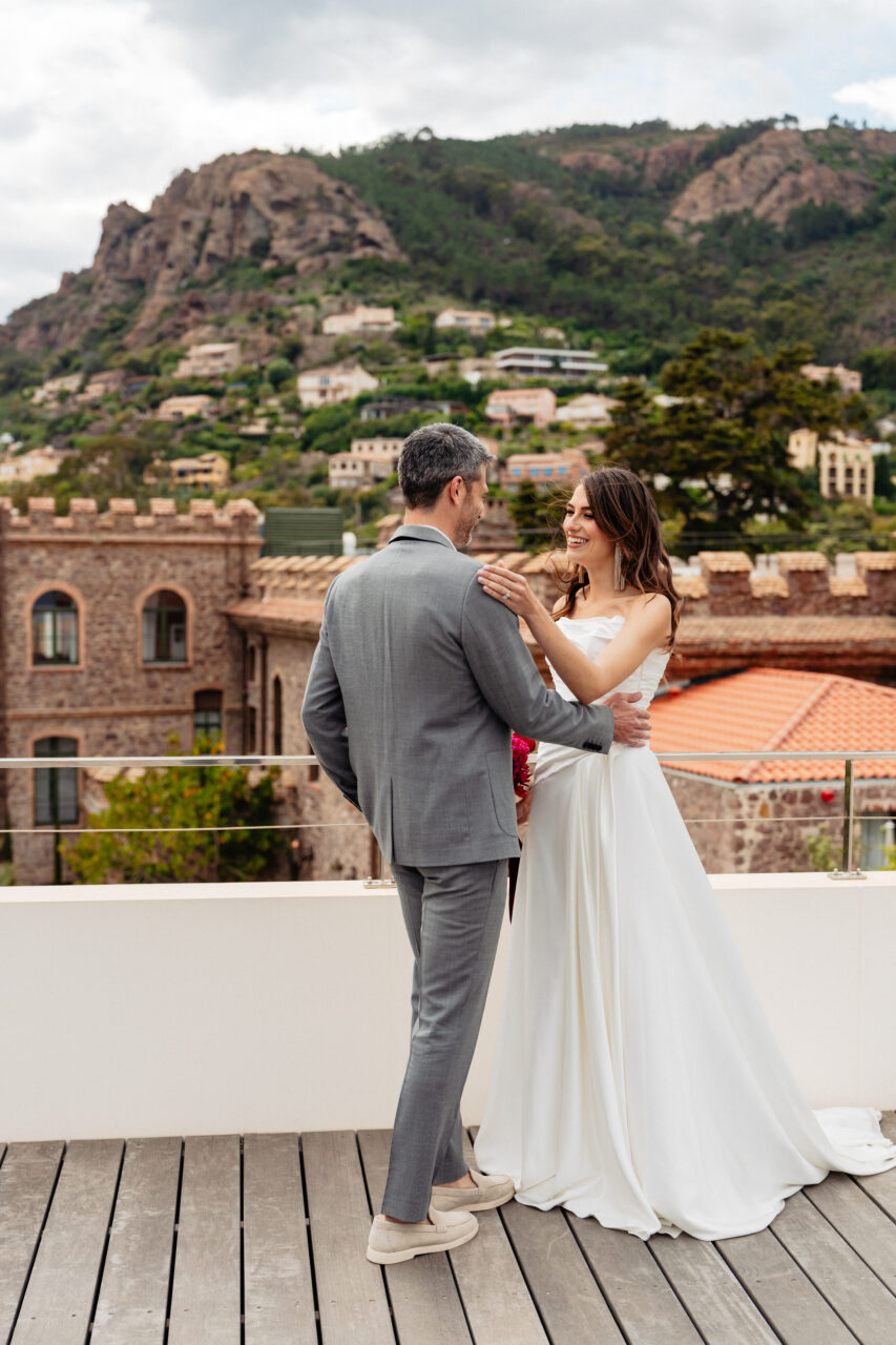 Elopement at Chateau Theoule in the South of France french riviera