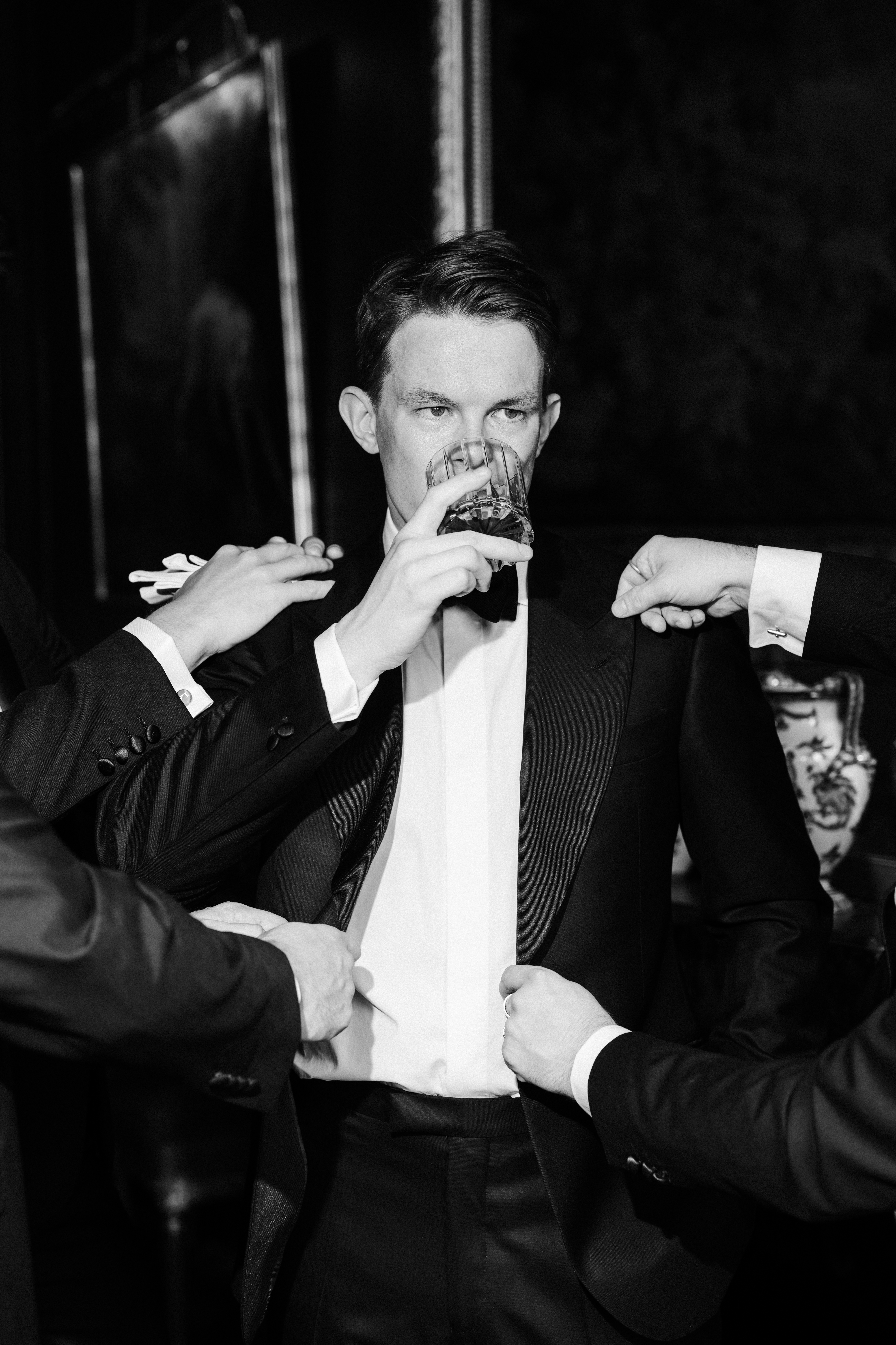 groom portrait at chateau du grand luce france