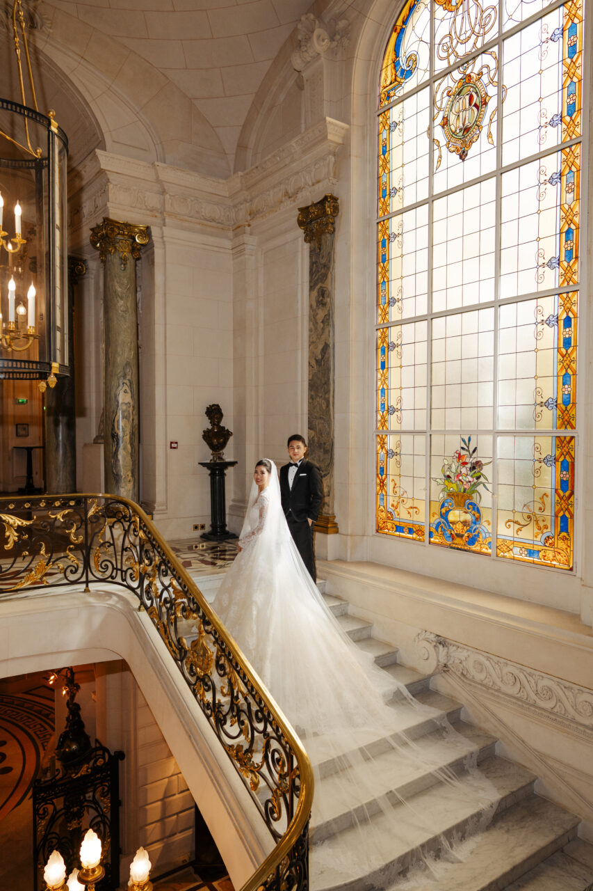 luxury pre-wedding paris shangri-la hotel staircase