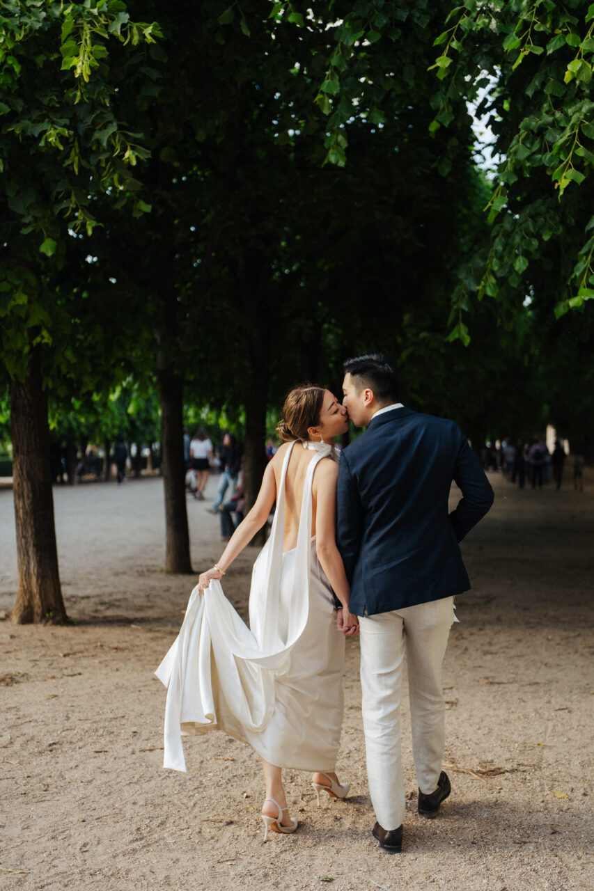 Paris sunset pre-wedding Palais Royal