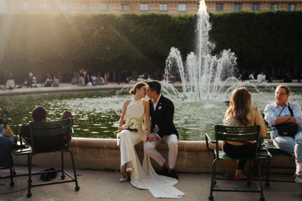 Pre-wedding sunset palais royal paris