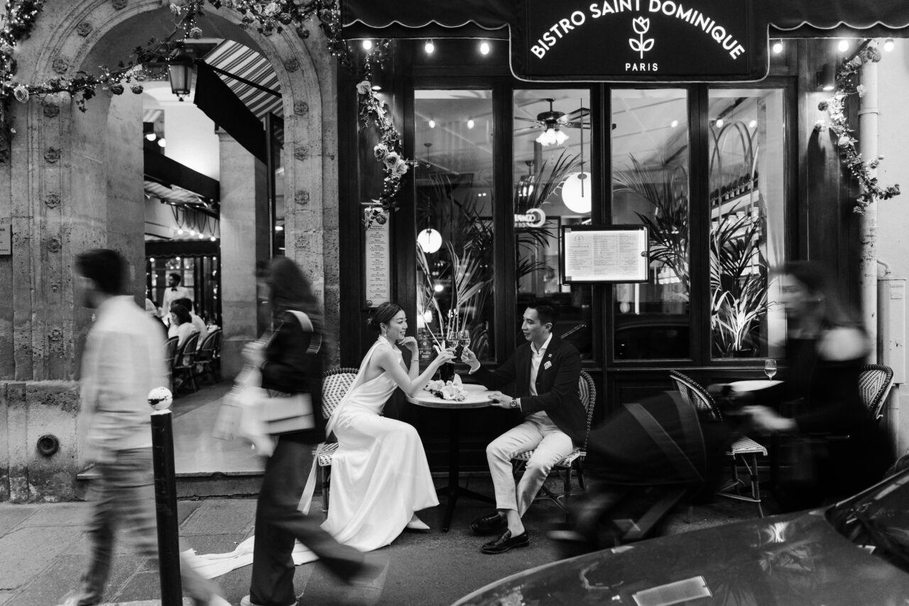 Paris sunset pre-wedding café