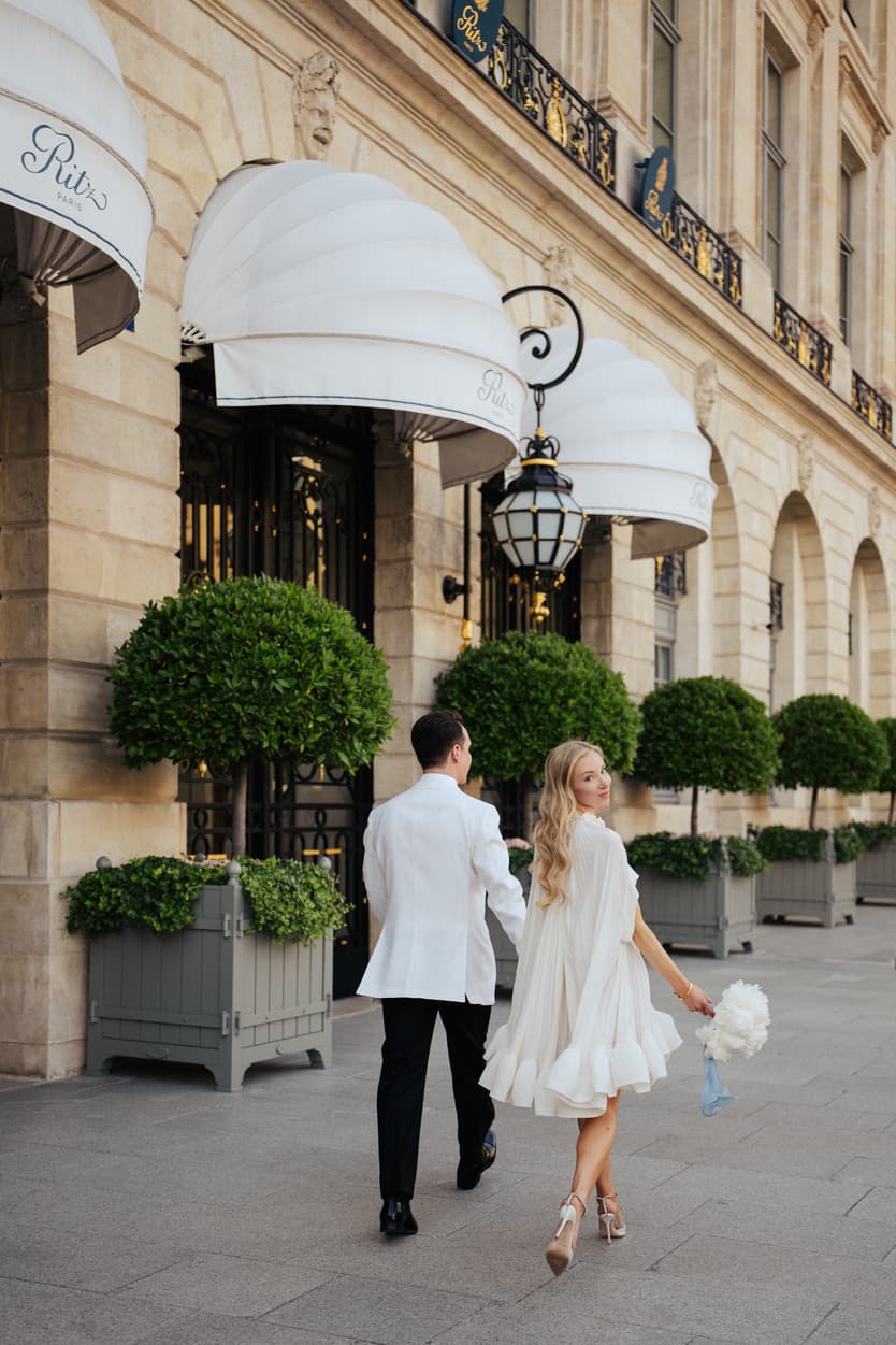 wedding couple portraits the ritz facade
