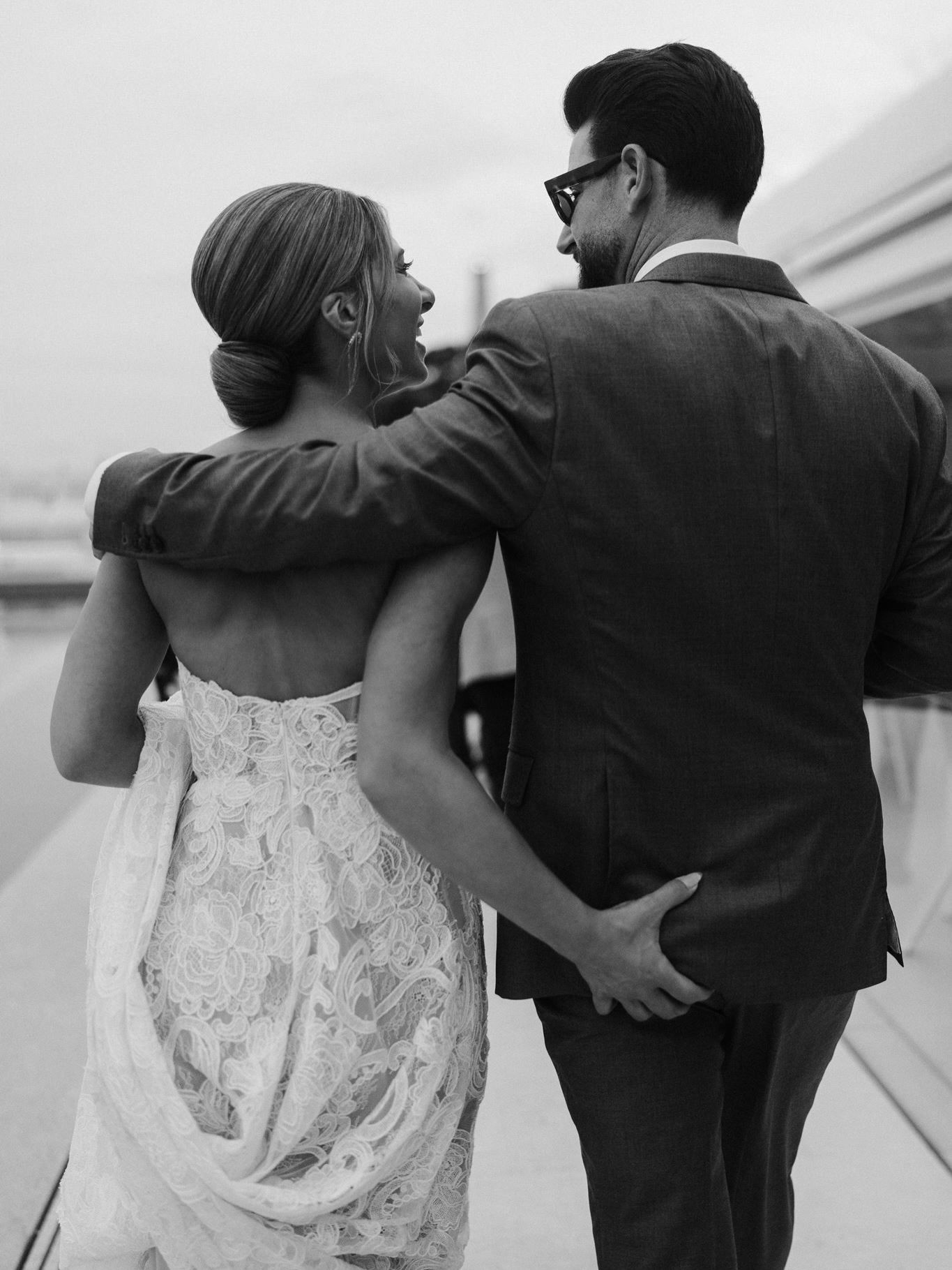 The in-between moments are the ones we chase. No posing, just the way they look at each other when they forget we’re the